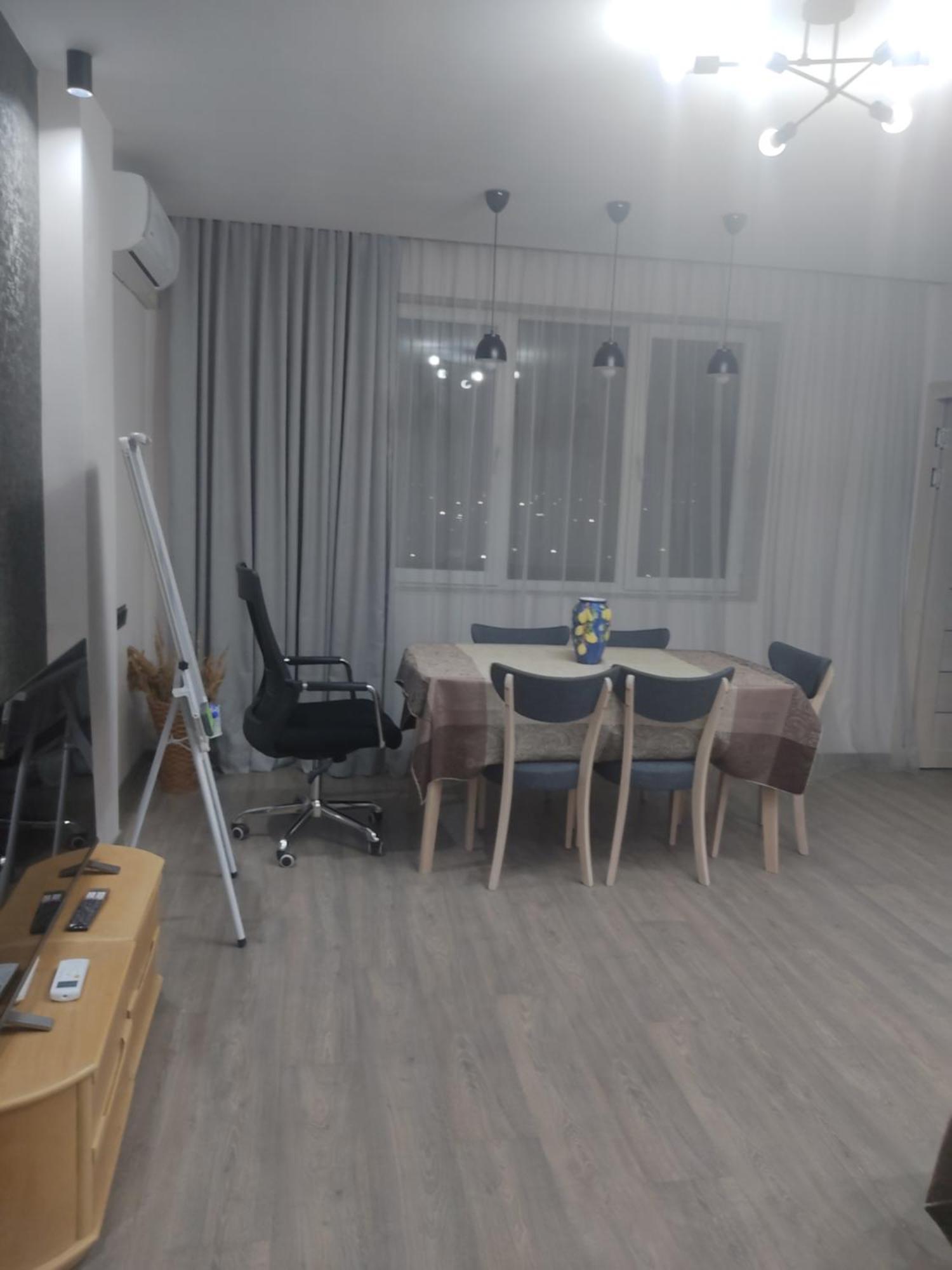 יירבאן Cozy Apartment מראה חיצוני תמונה